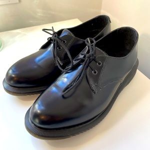 Dr. Martens Black Shoes Brooks